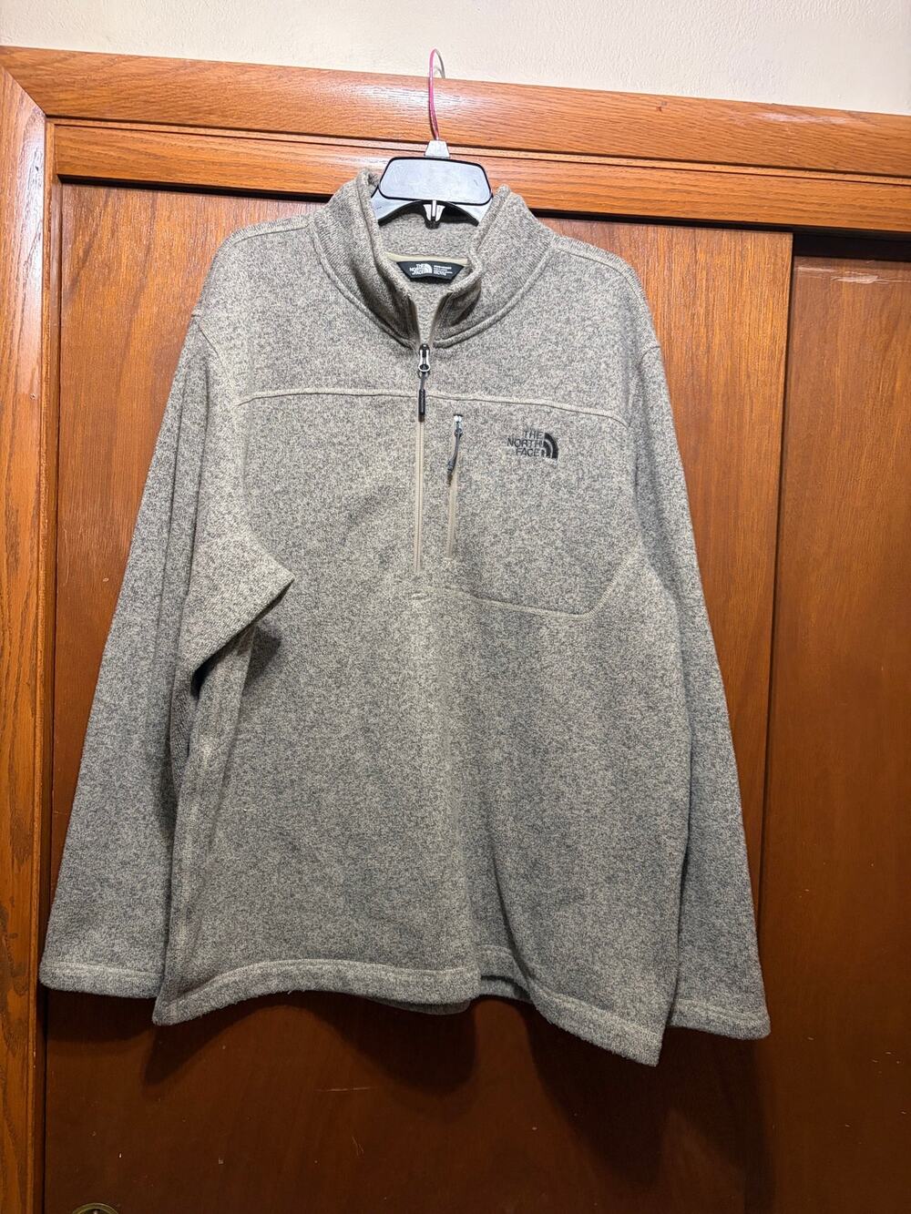 The North Face Men's XXL Fleece Pullover Gray Taupe Quarter Zip Chest Pocket